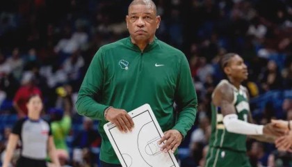 加内特力挺76人主教练，炮轰那些不努力为里弗斯打球的球员