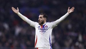 记者：曼城领跑切尔基争夺战，里昂要价至少3000万欧